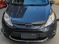 Usata Ford Fiesta Titanium 70 CV (51 kW) 2010 Blu Utilitaria
