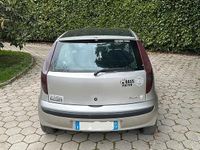 Usata Fiat Punto 60 CV (44 kW) 2001 Grigio Utilitaria