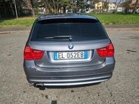 Usata BMW 318 2012 Grigio Station wagon