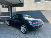 Usata Alfa Romeo Spider 150 CV (110 kW) 2001 Nero Cabrio