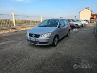 Usata VW Polo Comfortline 75 CV (55 kW) 2005 Grigio Utilitaria