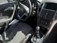 Usata Opel Astra 131 CV (96 kW) 2012 Grigio Berlina