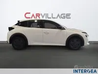 Usata Lancia Ypsilon 101 CV (74 kW) 2025 Bianco Utilitaria