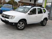Usata Dacia Duster Lauréate 110 CV (80 kW) 2016 Bianco SUV