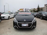 Usata Peugeot 208 GT-line 100 CV (73 kW) 2016 Nero Utilitaria