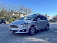 Usata Ford S-MAX Titanium 150 CV (110 kW) 2016 Grigio Monovolume