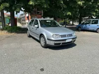 Usata VW Golf IV 75 CV (55 kW) 2001 Argento Berlina