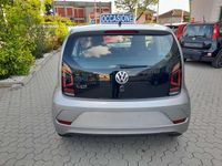 Usata VW up! move up! 60 CV (44 kW) 2018 Grigio Utilitaria