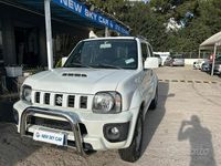 Usata Suzuki Jimny 85 CV (62 kW) 2013 Bianco SUV