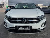 Usata VW T-Roc Style 150 CV (110 kW) 2023 Bianco SUV