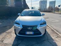 usata Lexus NX300h NX Hybrid 4WD Executive