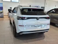 Nuova VW T-Roc Life 150 CV (110 kW) 2026 Bianco SUV