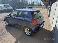 Usata Suzuki Swift GLX 92 CV (67 kW) 2006 Blu Utilitaria