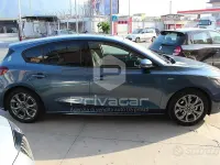 Usata Ford Focus ST-Line 125 CV (91 kW) 2023 Bluazzurro Utilitaria