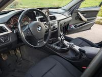 Usata BMW 318 150 CV (110 kW) 2018 Nero Station wagon