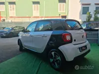Usata Smart ForFour Electric Drive Passion 41 kW (56 CV) 2020 Bianco Berlina