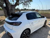 Usata Peugeot 208 101 CV (74 kW) 2020 Bianco Utilitaria
