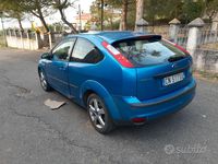 Usata Ford Focus 110 CV (80 kW) 2005 Blu Monovolume