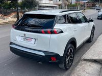 Usata Peugeot 2008 Allure 131 CV (96 kW) 2022 Bianco SUV