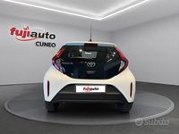Usata Toyota Aygo X Active 72 CV (52 kW) 2025 Bianco SUV
