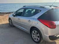 Usata Peugeot 207 Outdoor Outdoor 90 CV (66 kW) 2008 Argento Station wagon