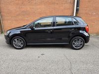 Usata VW Polo Comfortline 75 CV (55 kW) 2015 Nero Berlina