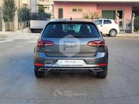 Usata VW Golf VII Highline 110 CV (80 kW) 2018 Gray Berlina
