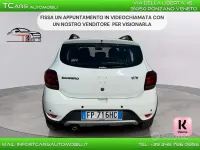 Usata Dacia Sandero Stepway 90 CV (66 kW) 2018 Bianco Berlina