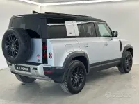Usata Land Rover Defender SE 200 CV (147 kW) 2022 SUV