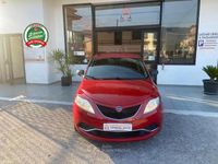 Usata Lancia Ypsilon Gold 69 CV (50 kW) 2015 Rosso Utilitaria