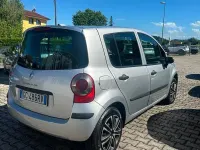 Usata Renault Modus 68 CV (50 kW) 2006 Grigio Monovolume