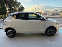 Usata Lancia Ypsilon S 69 CV (50 kW) 2023 Bianco Utilitaria