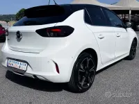 Usata Opel Corsa GS Line 101 CV (74 kW) 2020 Bianco Utilitaria