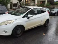 Usata Ford Fiesta 82 CV (60 kW) 2009 Berlina