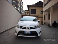 Usata Toyota Verso 132 CV (97 kW) 2013 Bianco Monovolume