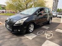 Usata Peugeot 5008 112 CV (82 kW) 2012 Nero Monovolume