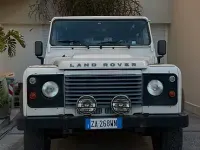 Usata Land Rover Defender 122 CV (89 kW) 2009 Bianco SUV