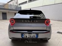 Usata Lancia Ypsilon 110 CV (80 kW) 2024 Grigio Utilitaria