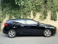 Usata Volvo V40 Kinetic 115 CV (84 kW) 2013 Nero Berlina