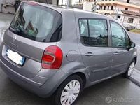 Usata Renault Modus 2011 Grigio Monovolume