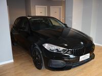 Usata BMW 118 Advantage 150 CV (110 kW) 2022 Nero Utilitaria
