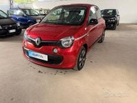 Usata Renault Twingo SE 69 CV (50 kW) 2019 Rosso Utilitaria