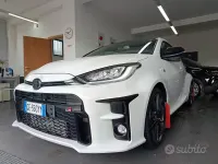 Usata Toyota Yaris 261 CV (191 kW) 2021 Bianco Utilitaria