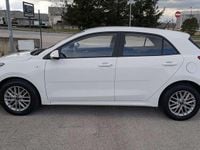 Usata Kia Rio Comfort 101 CV (74 kW) 2022 Berlina