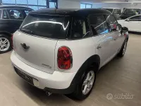 Usata Mini Cooper Countryman 111 CV (81 kW) 2012 Bianco SUV