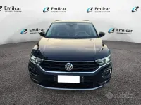Usata VW T-Roc Advance 116 CV (85 kW) 2019 Nero SUV