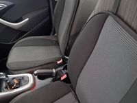 Usata Opel Astra 82 CV (60 kW) 2012 Nero Station wagon