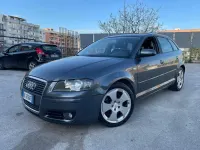 Usado Audi A3 Ambiente 169 CV (124 kW) 2008 Púrpura Utilitario
