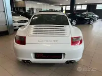 Usata Porsche 911 355 CV (261 kW) 2006 Bianco Coupé