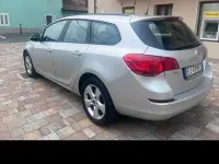 Usata Opel Astra 110 CV (80 kW) 2011 Grigio Station wagon